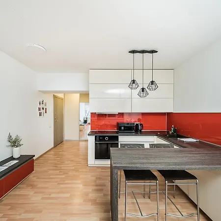 Bright Apartment Near Central Station/ Urban Rent Kaunas Exterior photo