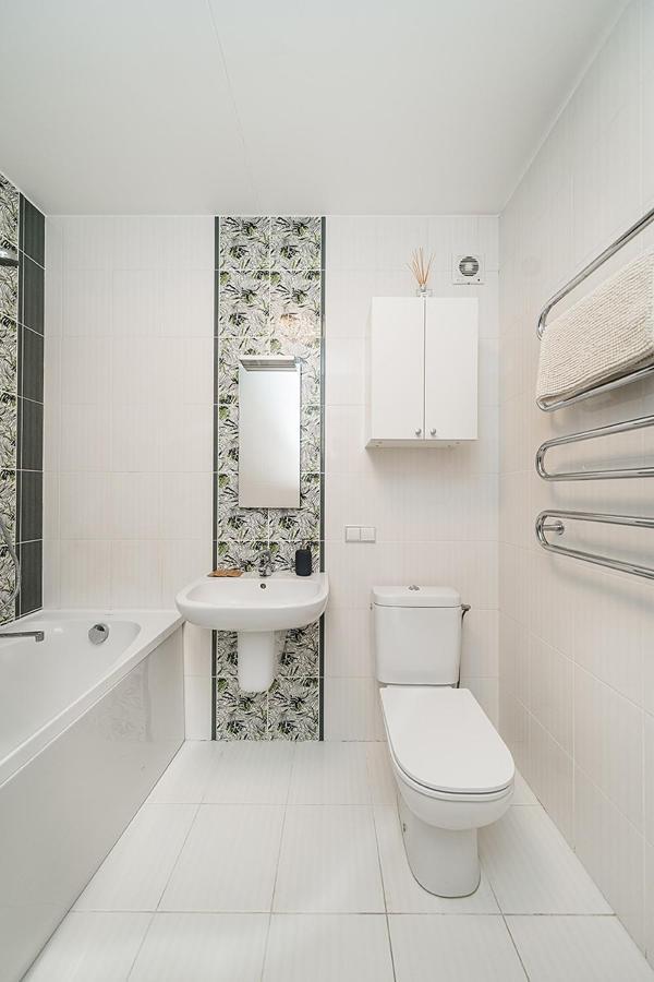 Apartment Bright Near Station/ Urban Rent Kaunas